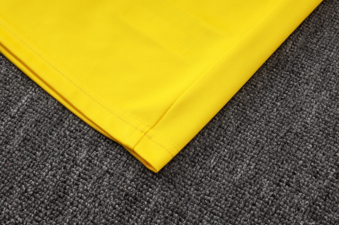 202526 Brazil Yellow Long-sleeved half-pull training kit Football team kit