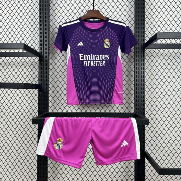 2025/26 Real Madrid Purple goalkeepe jersey kids Kits size: 16-28