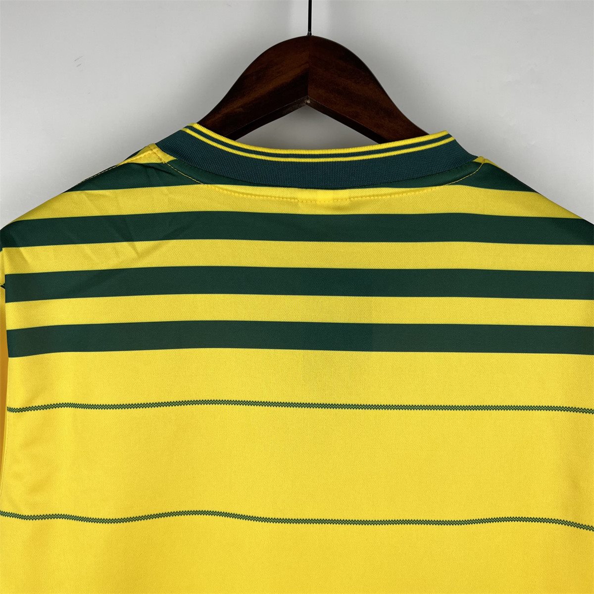 Retro 1984 Brazil home jersey Fan Version