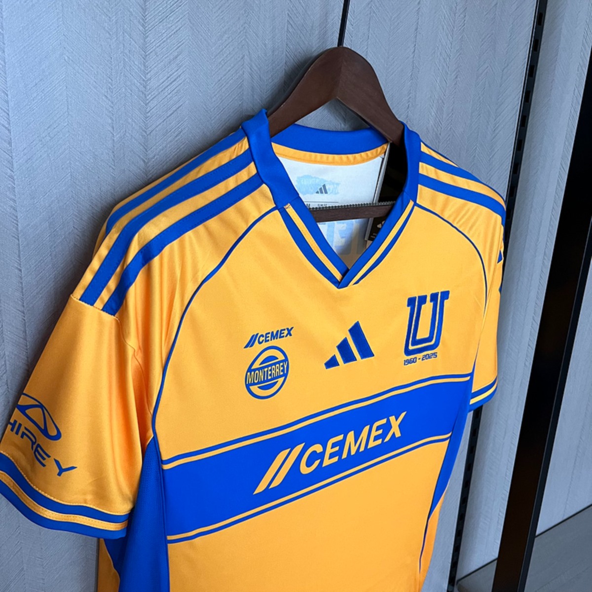 2025/26 Tigres UANL Home Jersey Fan Version