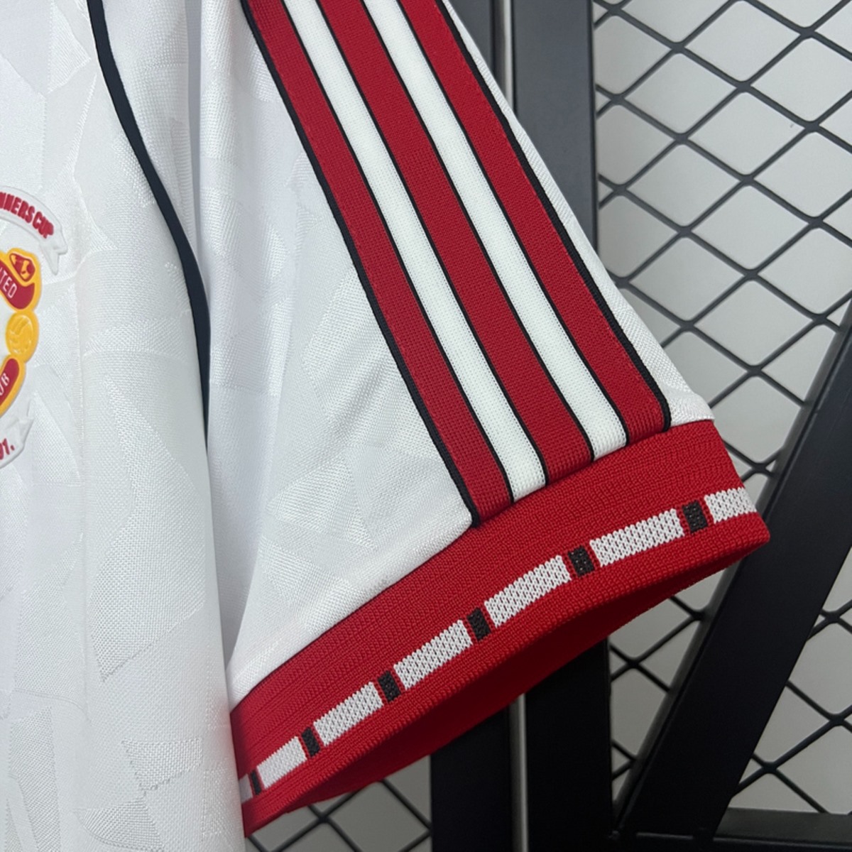 Retro Manchester United 1991 white jersey Fan Version