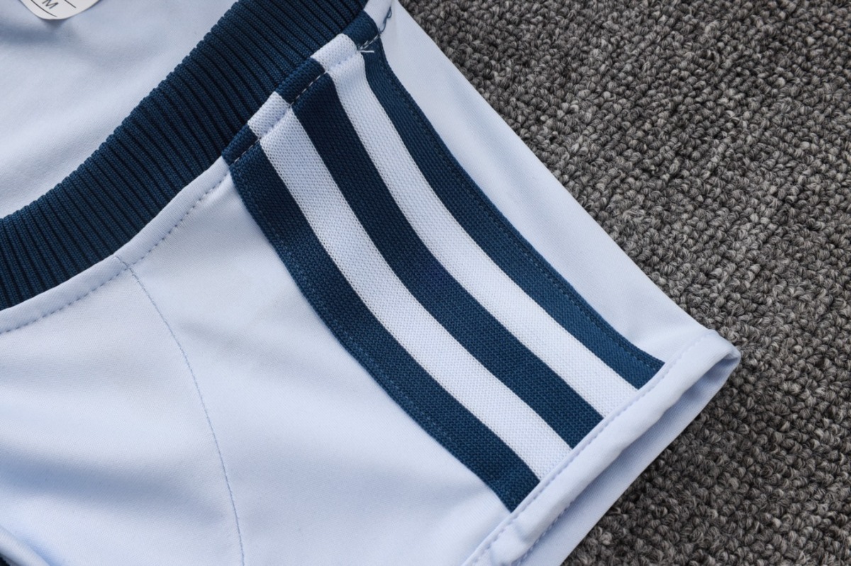 2026 Italy Light blue Training Set Shirt and Shorts
