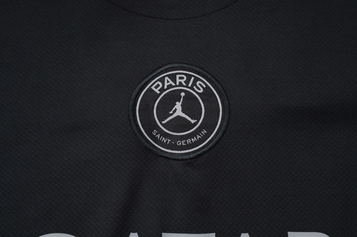 2026 PSG Fluorescent   Black  Training Set Shirt andShorts