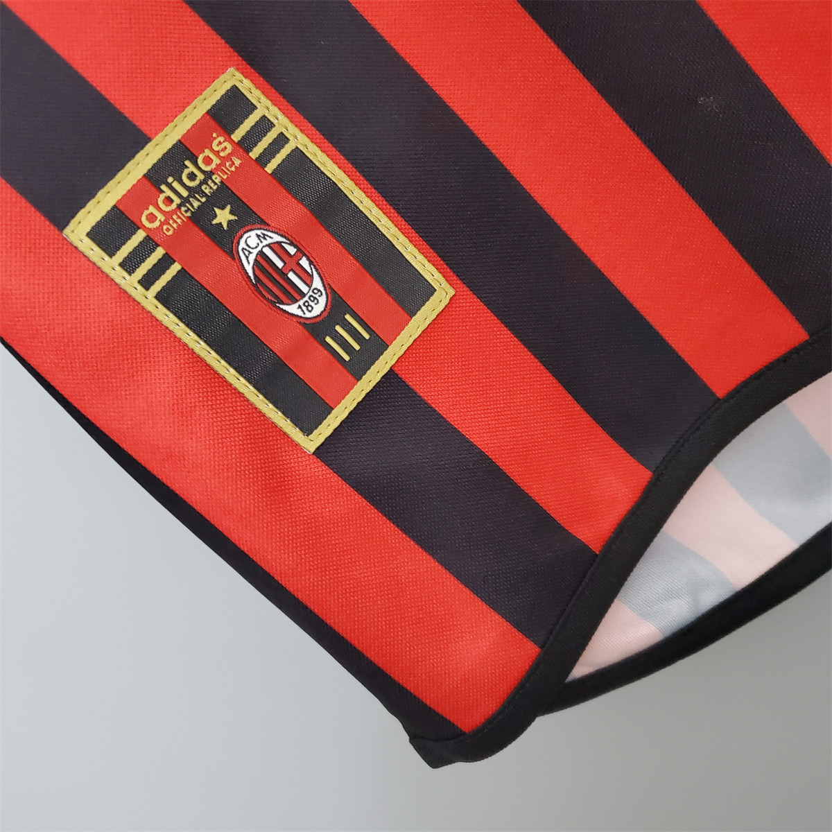 Retro AC Milan 99/00 Home jersey Fan Version