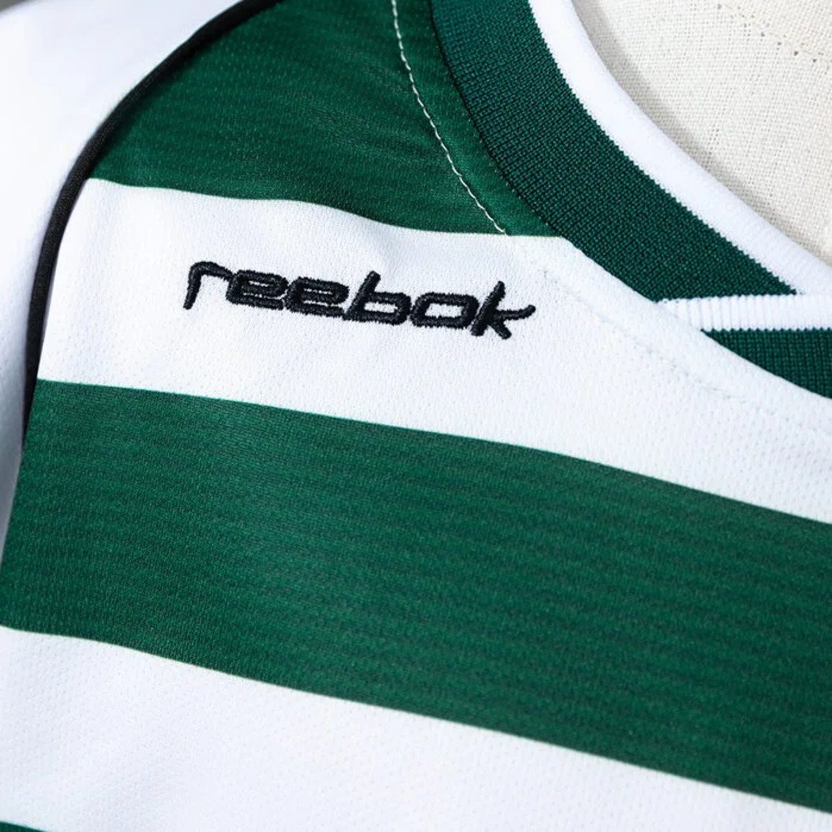 Retro Sporting Lisbon 2001/03 Home Kid Kits Long Sleeve