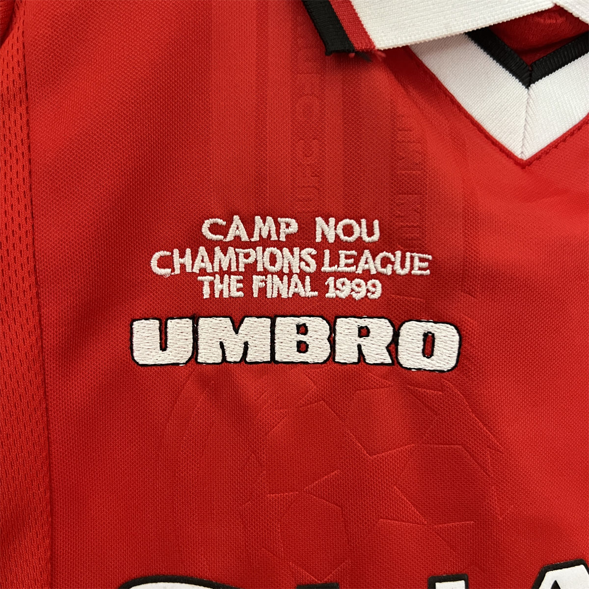 Retro Manchester United 99/00 home  jersey Kid Kits Size 16-28