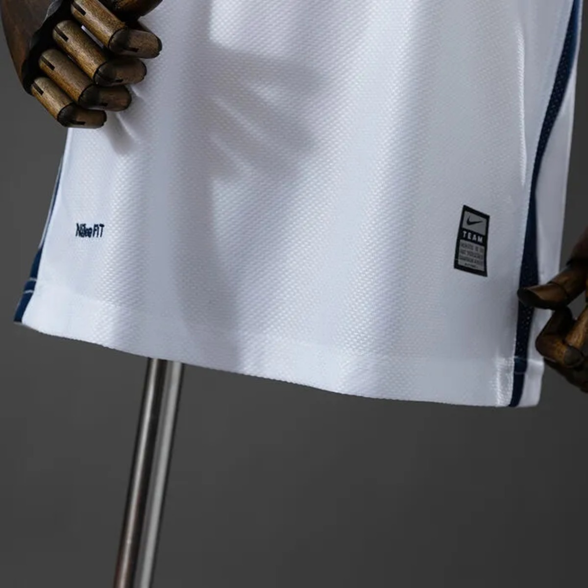 Retro Manchester United 2008/09 Away Kid Kits