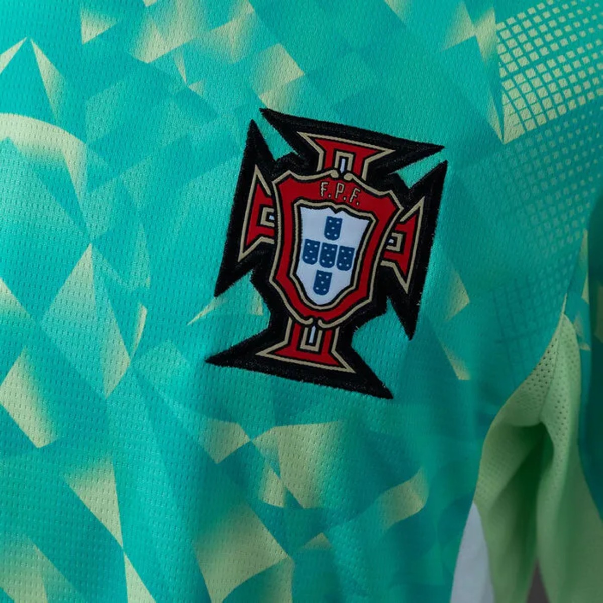 2026 Portugal Goalkeeper Green Jersey Fan Version