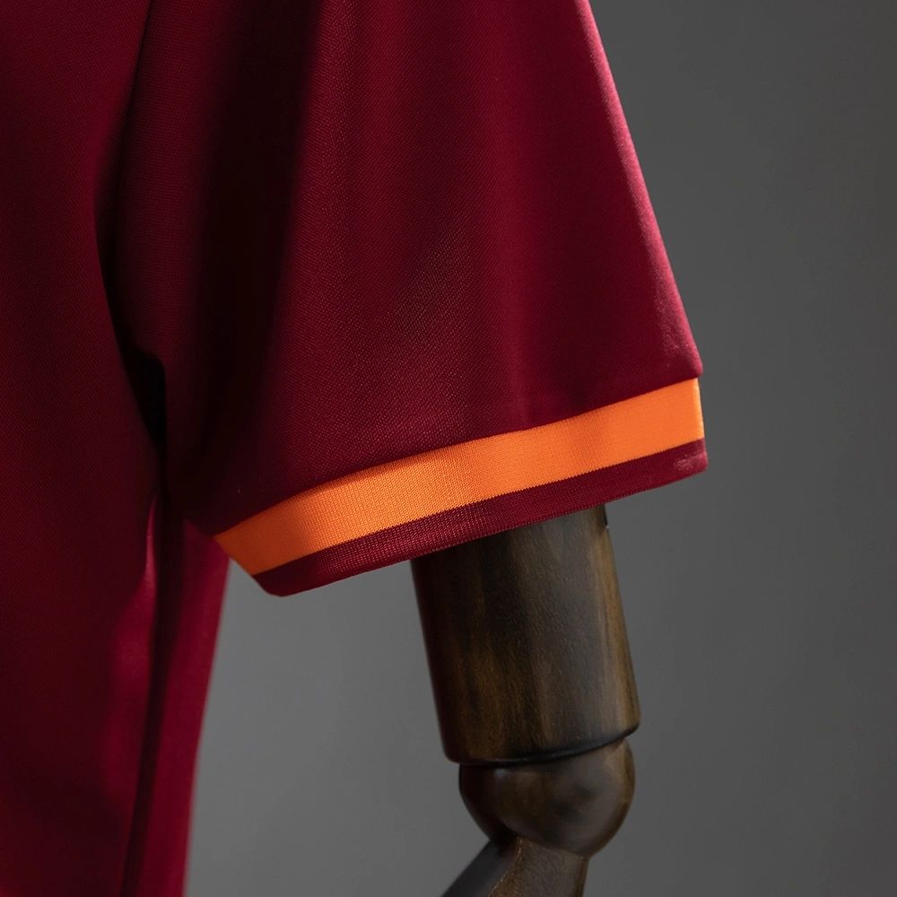 Retro Roma 1983/84 Home jersey Fan Version