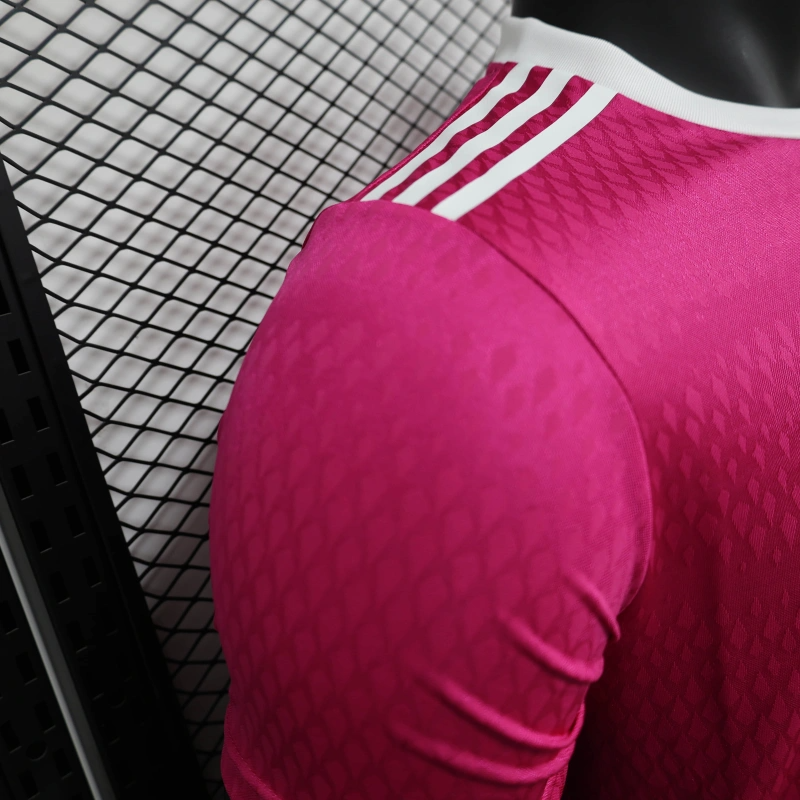25/26 Real Madrid Co Branded Special Edition Pink jersey Player Version