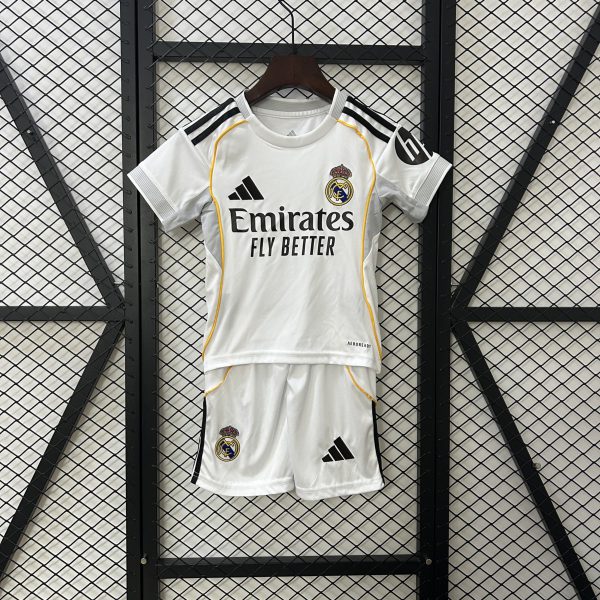 25/26 Real Madrid Home jersey Kid Kits Size 16-28