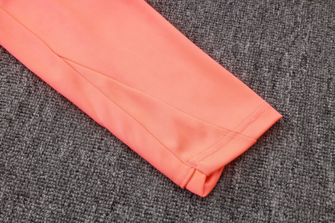 202526 Barcelona Orange Long-sleeved half-pull training kit Football team kit