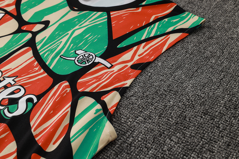 24/25 Arsenal Red Green Training Set Shirt and Shorts