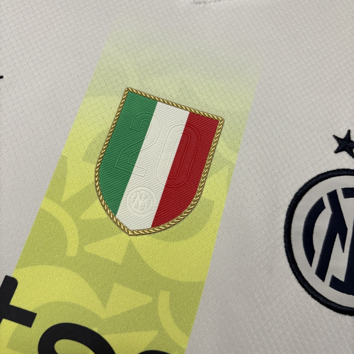 25/26 Inter Milan Rose 46 Special Edition Jersey Fan Version