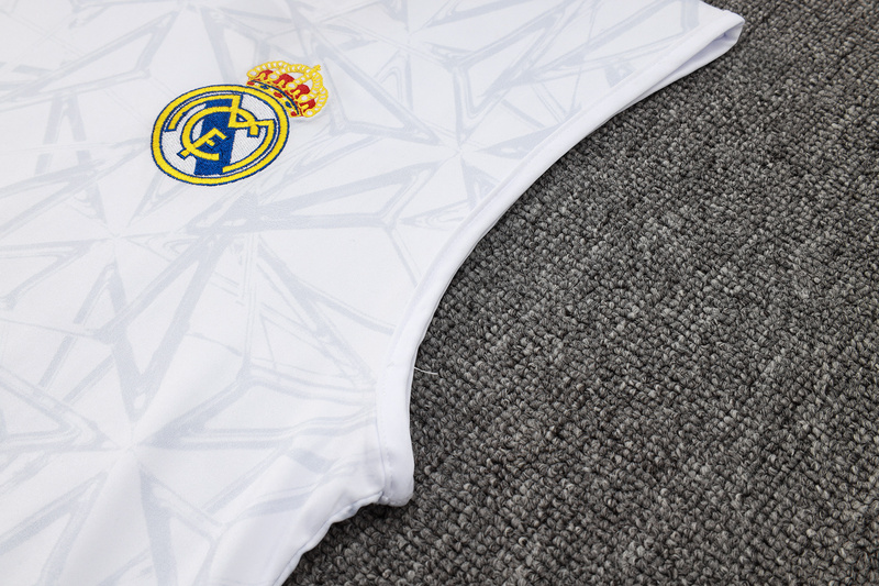 24/25 Real Madrid White Training Set Shirt and Shorts