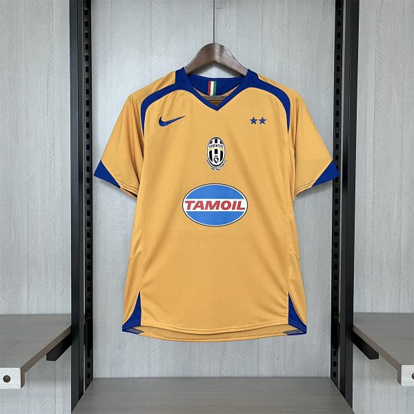 Retro Juventus 05/06 Third jersey Fan Version