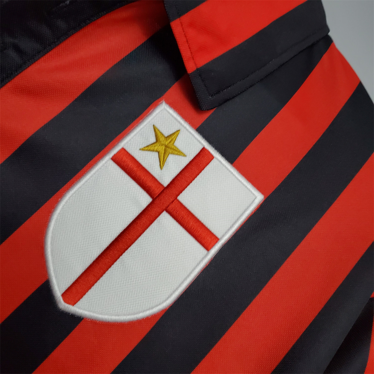 Retro AC Milan 99/00 Home jersey Fan Version
