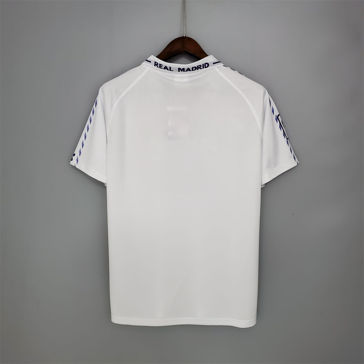 Real Madrid Retro 1996/97 Home jersey Fan Version
