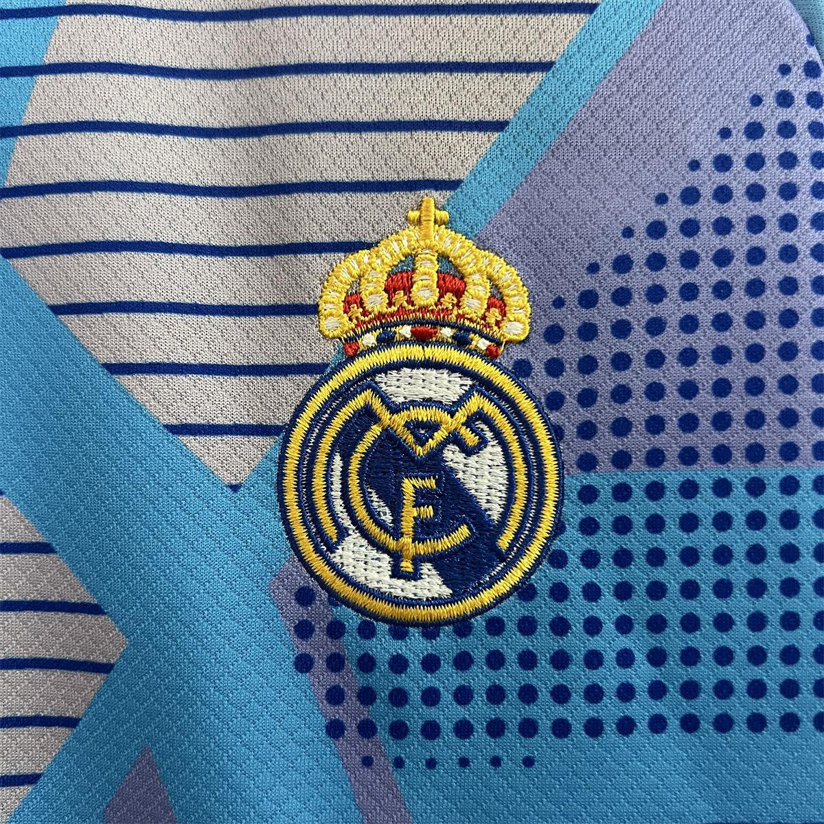 24/25 Real Madrid Goalkeeper Real Madrid Blue jersey Kid Kits Size 16-28