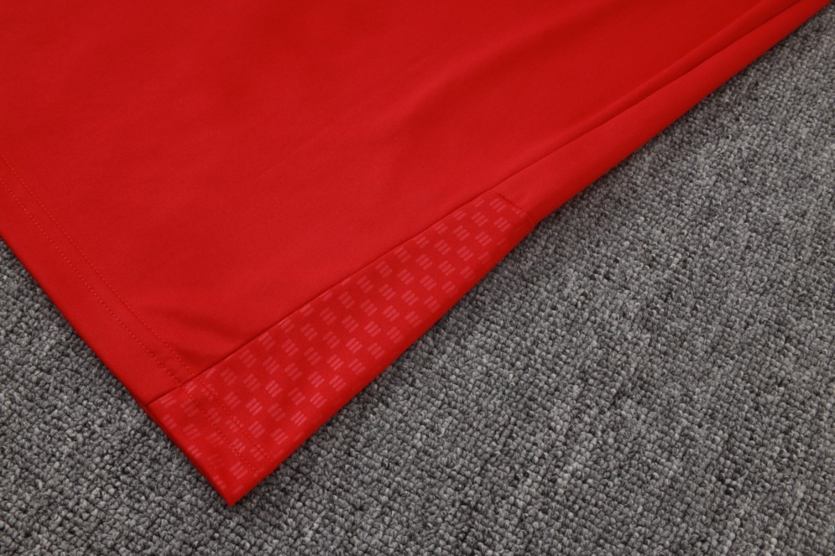 2026 Spain Red Long-sleeved half-pull training kit