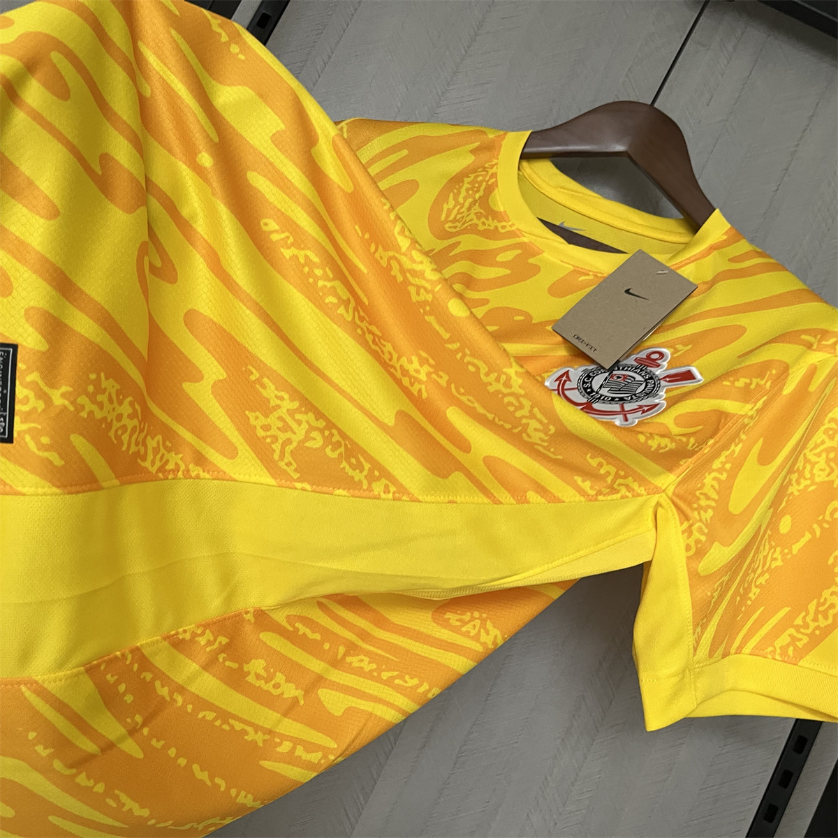 2024/25 Corinthians Goallkeeper Yellow Jersey Fan Version