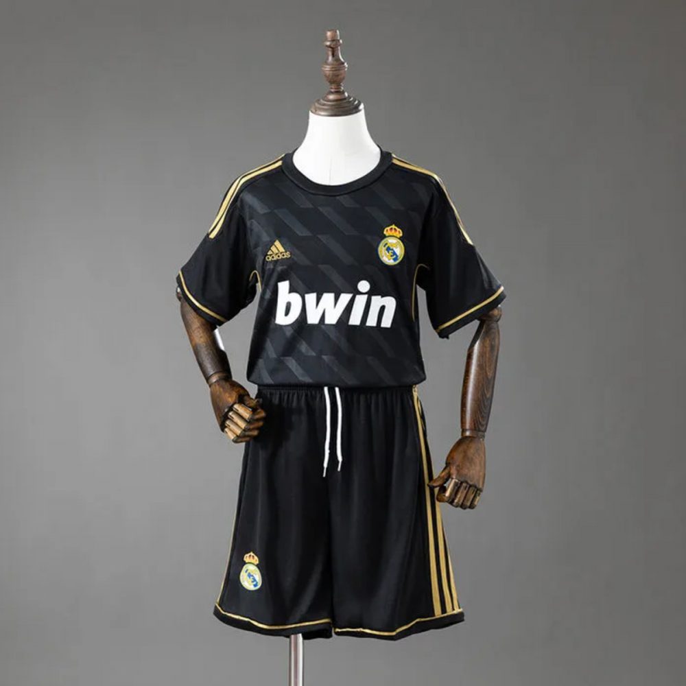 Retro Real Madrid 2011/12 Away Kid Kits