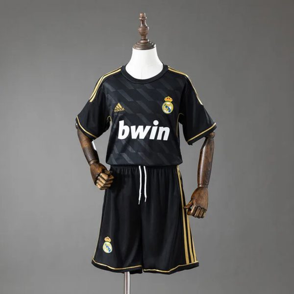 Retro Real Madrid 2011/12 Away Kid Kits