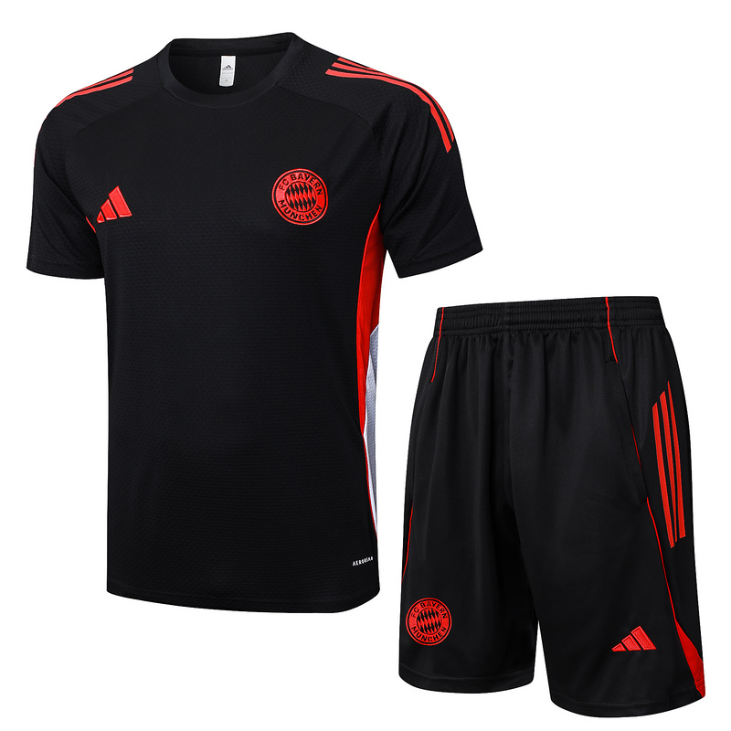 2025/26 Bayern Munich Black Training Set Shirt and Shorts