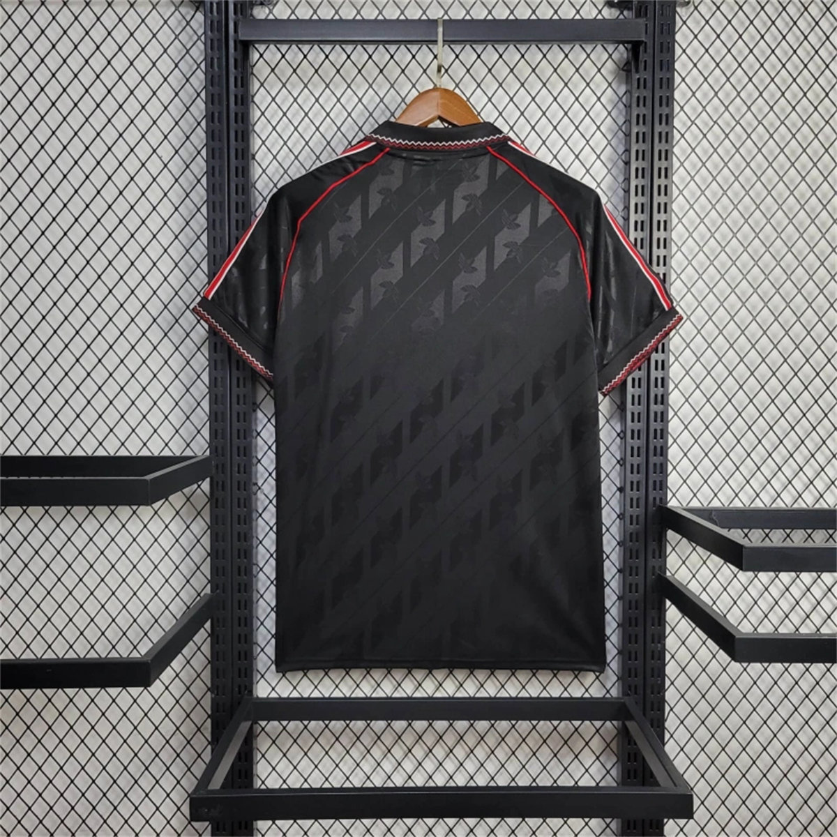2024/25 Retro Manchester United Black Jersey Fan Version