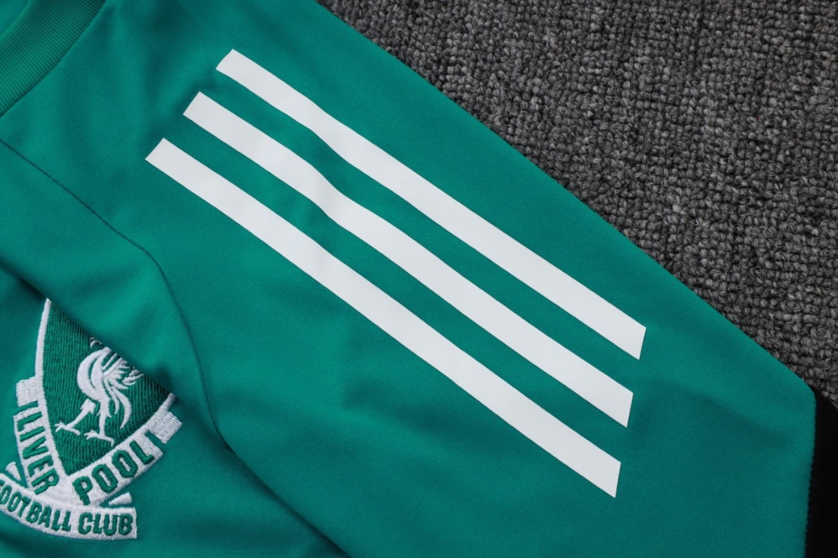 2026 Liverpool Green Training Set Shirt and Shorts