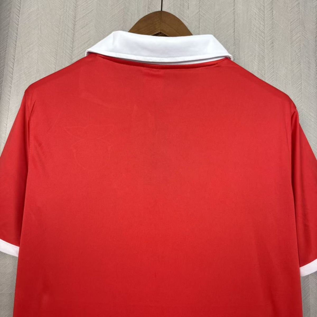 Retro Benfica 2004/05 Home Jersey Fan Version
