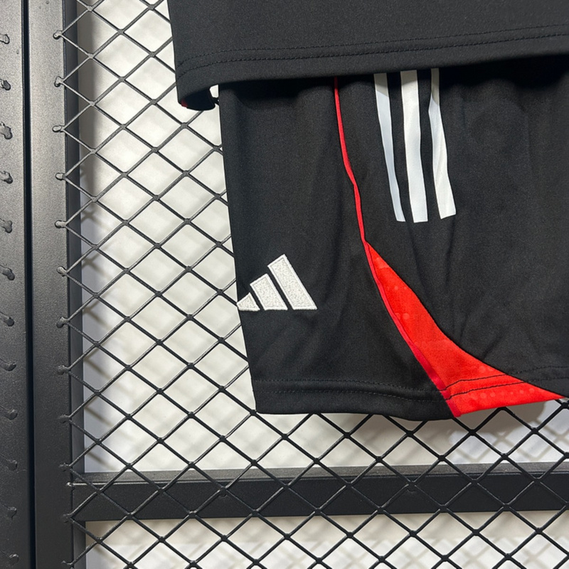 2025/26 Benfica Black Training jersey kids Kits size: 16-28