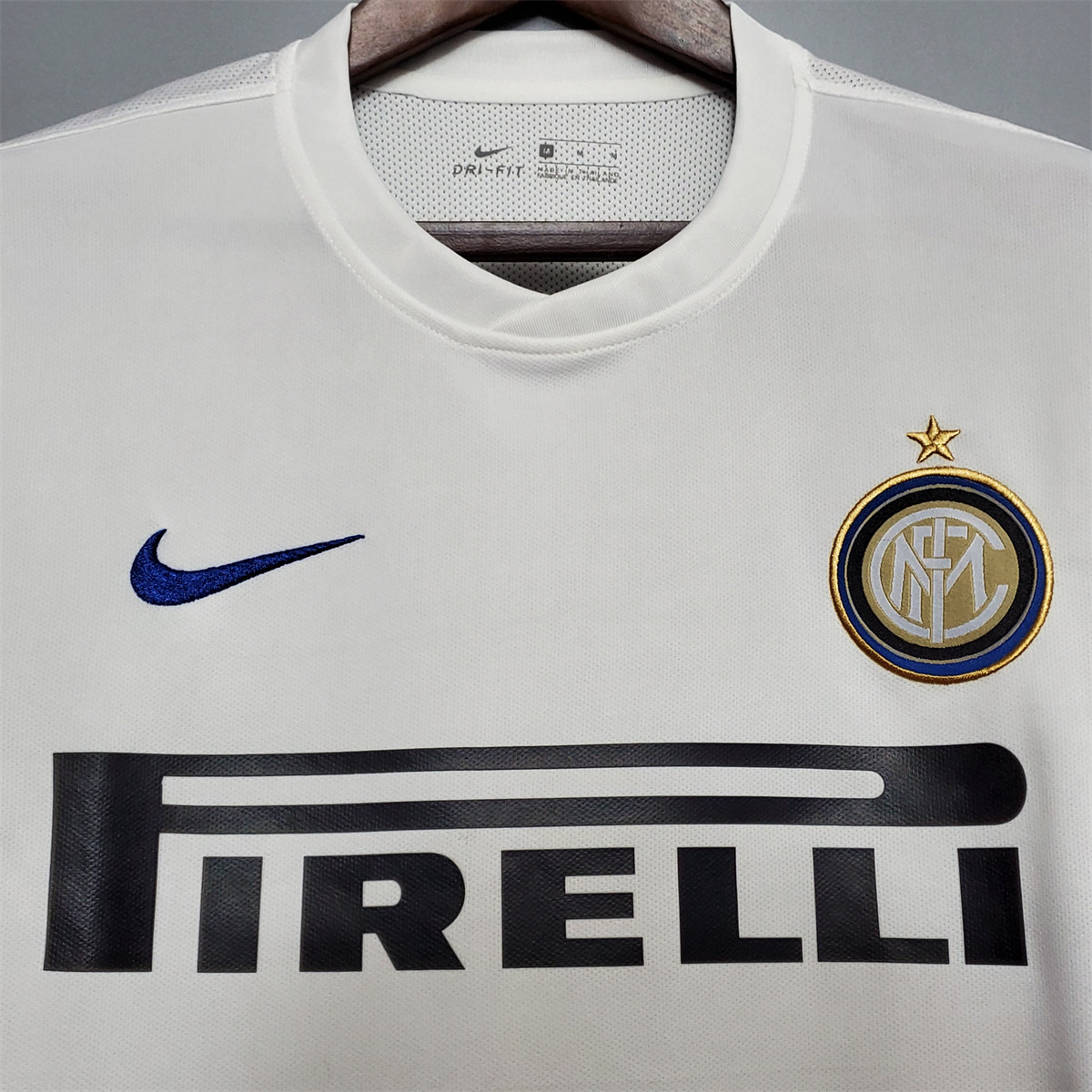 Retro Inter Milan 2010 Away jersey Fan Version