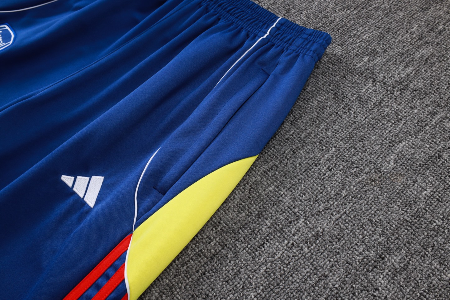 2025/26 Arsenal Colorful Blue Jacket Training Suit Set Football Team Shirt Sports Fashion