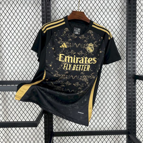 24/25 Real Madrid Black Special Edition Jersey Fan Version