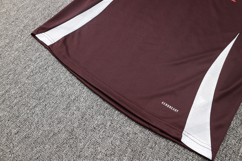 24/25 Bayern Munich Red-brown Long-sleeved half-pull training kit Football team kit