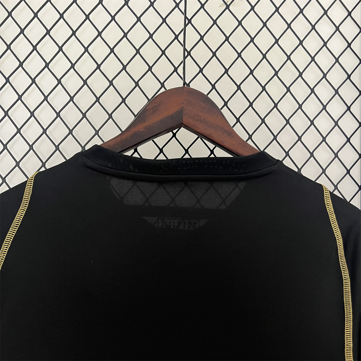 24/25 Colo Colo Training Wear Black Jersey Fan Version