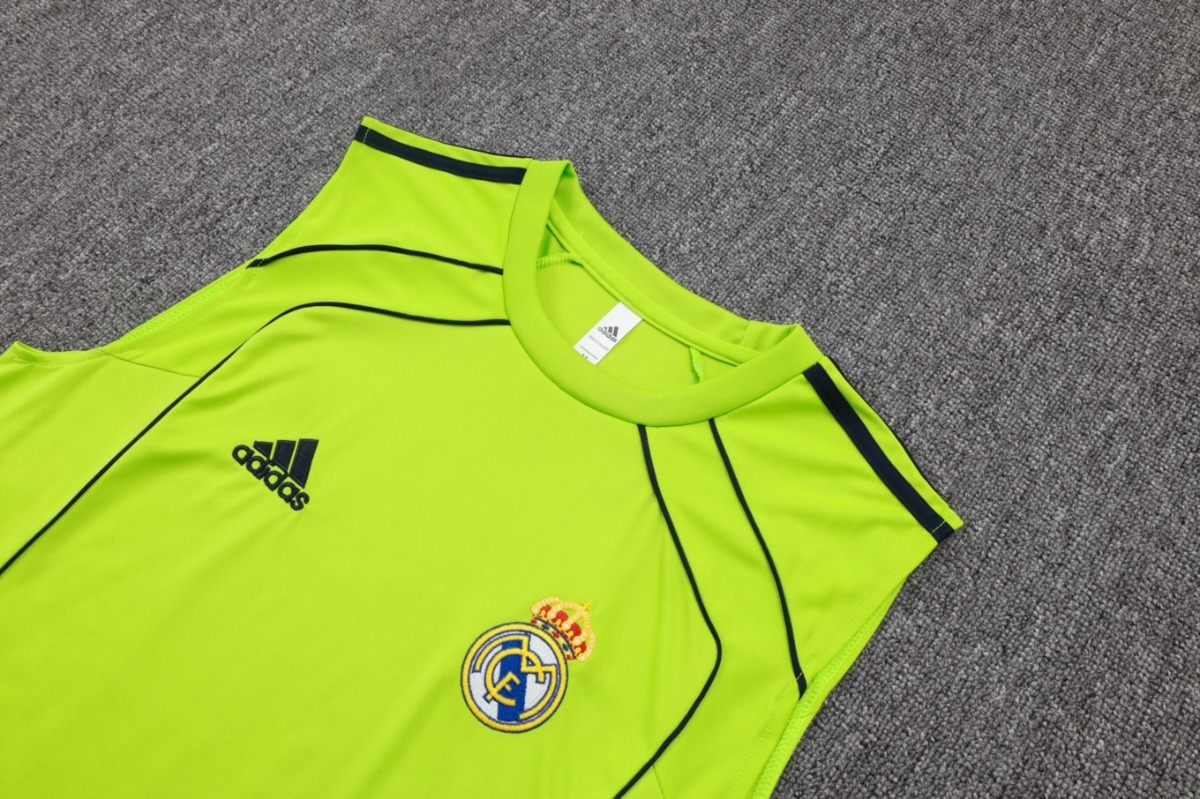 2026 Real Madrid Grass Green Training Set Shirt and Shorts