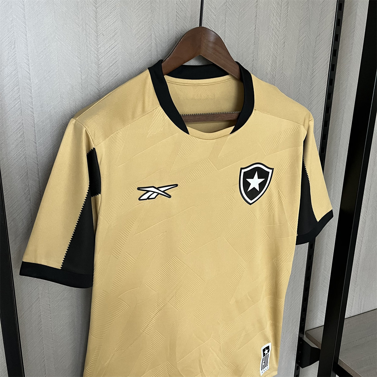 Botafogo 24/25 Goalkeeper Gold Jersey Fan Version