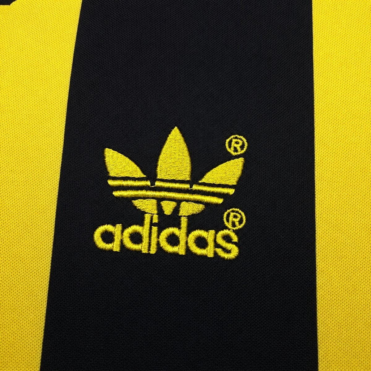 Retro Penarol 1982 Home Jersey Fan Version