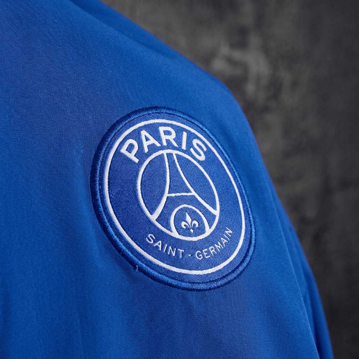 2025/26 PSG Royal Blue Windbreaker Sport Unifom