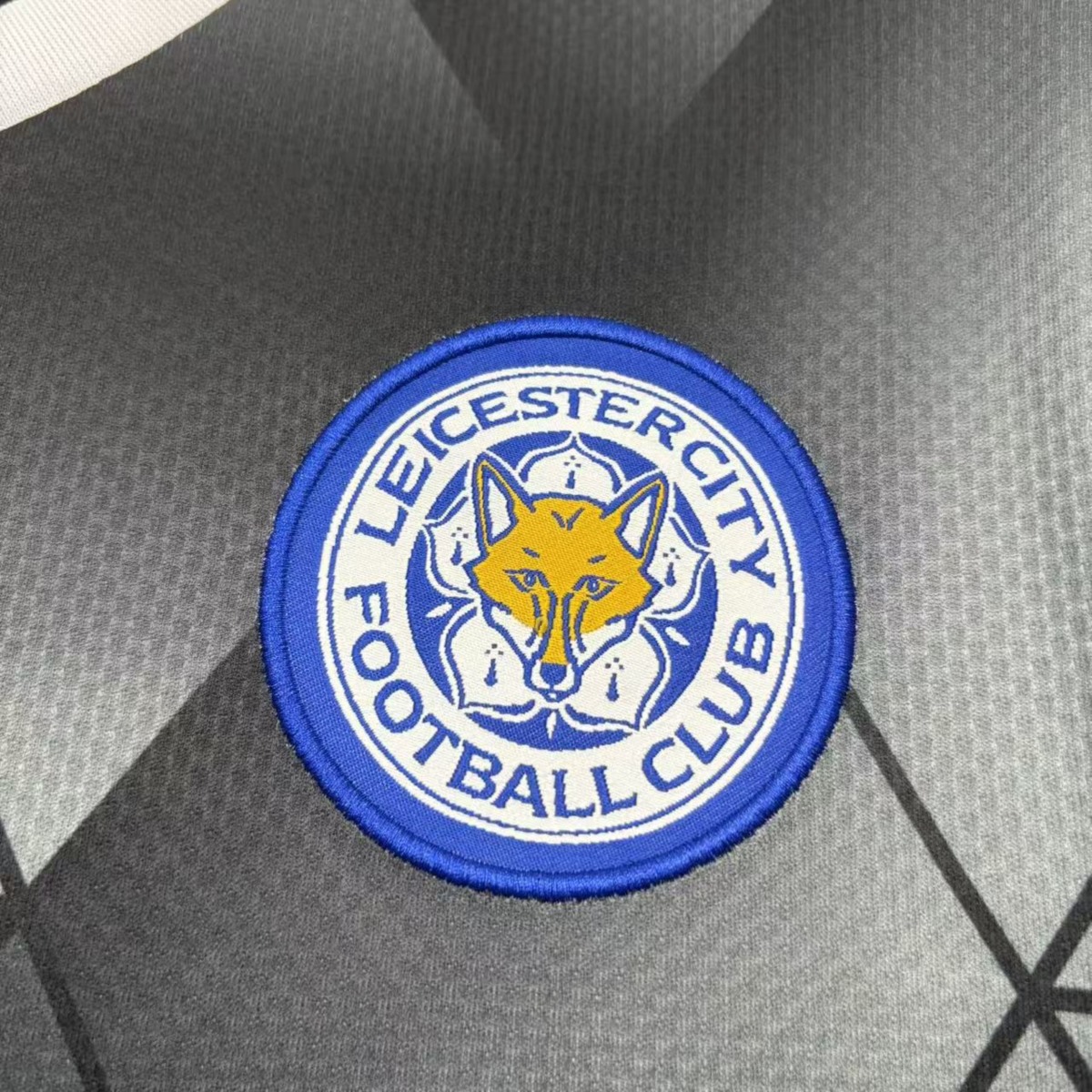 Retro Leicester City 2015/16 Away Jersey Fan Version
