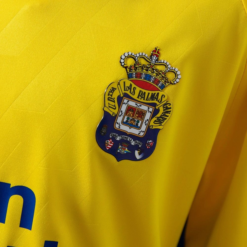 2025/26 Las Palmas Home jersey Kid Kits Size 16-28