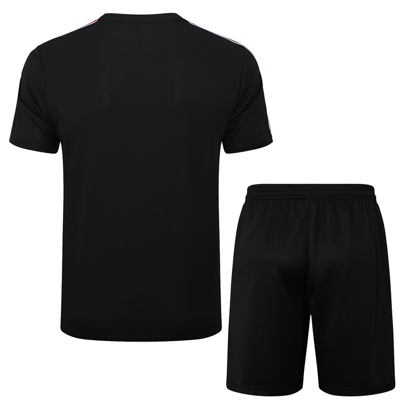 2025/26 Manchester United Black Training Set Shirt and Shorts