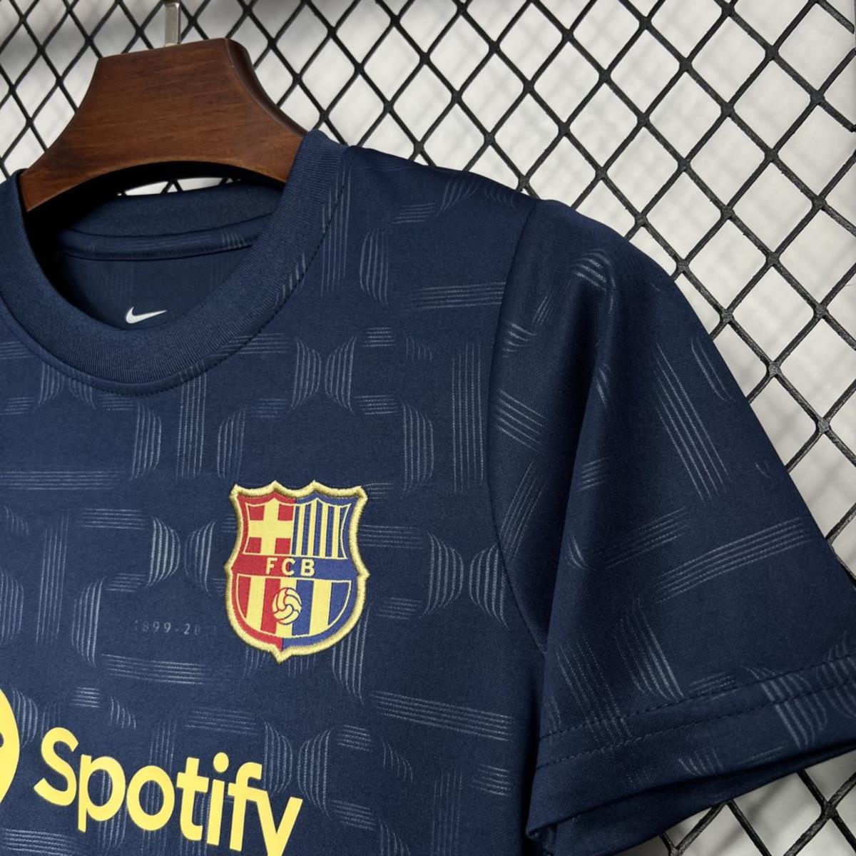 24/25 Kids Barcelona 125th Anniversary Edition jersey Kid Kits Size 16-28