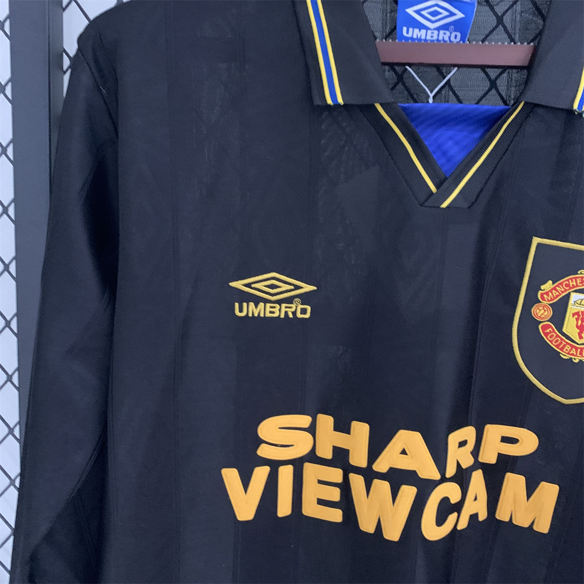Retro Manchester United 93/95 long sleeve away jersey Fan Version