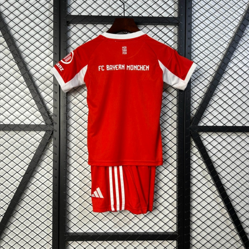 2025/26 Bayern Munich Home jersey kids Kits size: 16-28