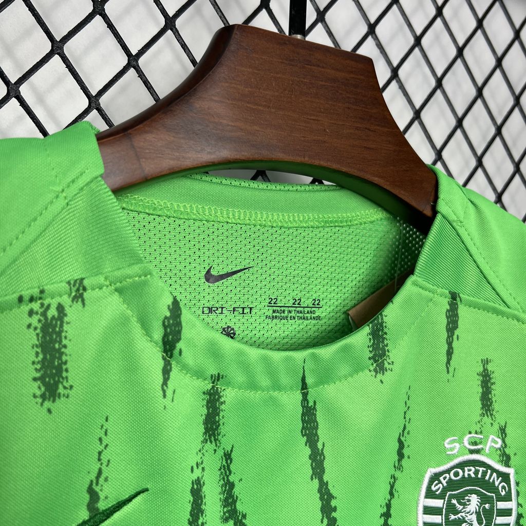 24/25 Sporting CP Thirds Away jersey Kid Kits Size 16-28