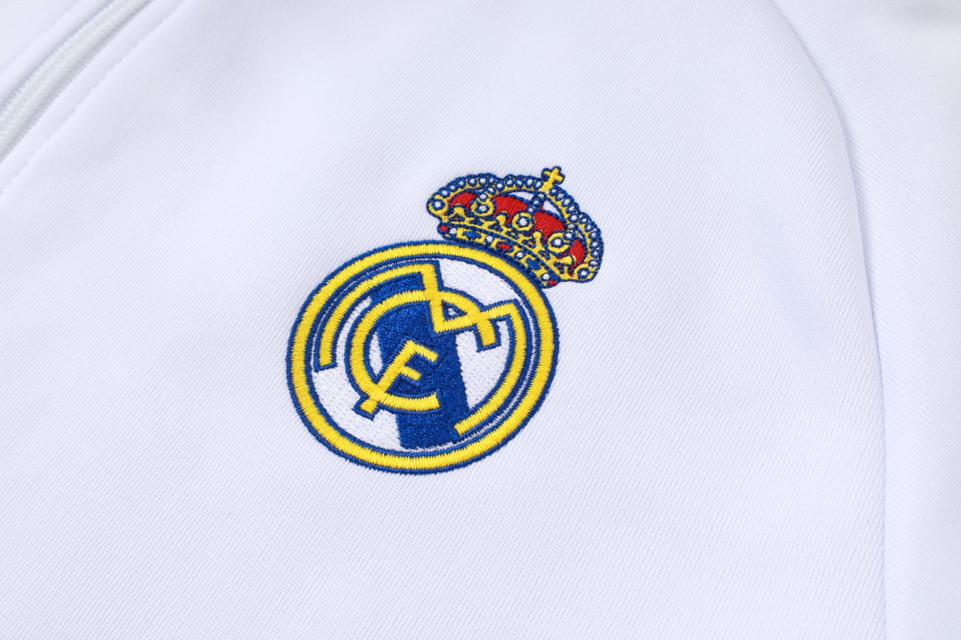 2026 Real Madrid White Jacket Training Suit Set