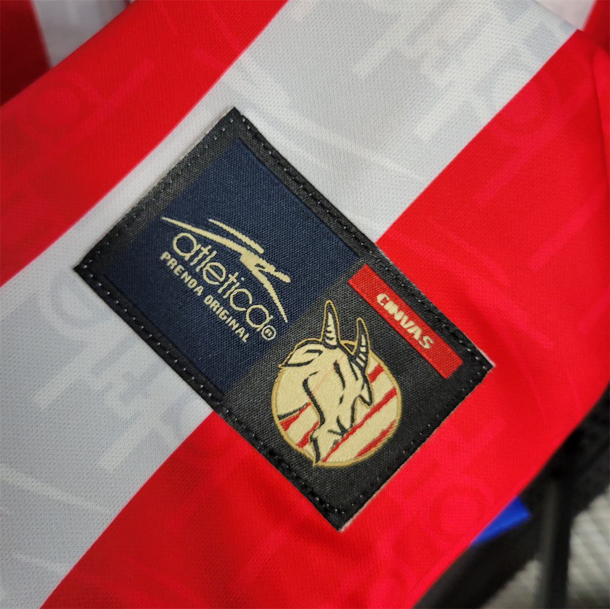 Retro Chivas 1999/00 Home jersey Fan Version